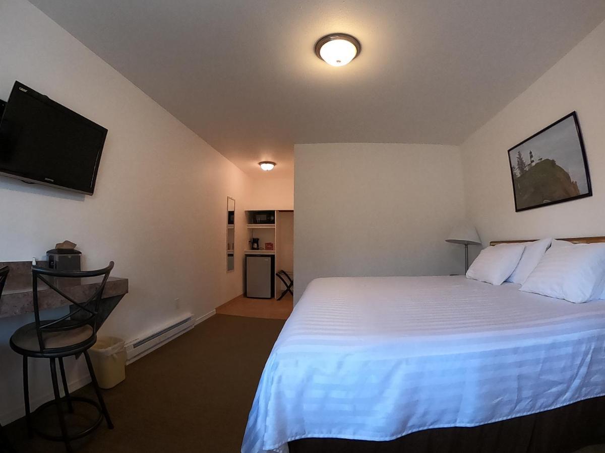 Col-Pacific Motel Ilwaco Zewnętrze zdjęcie